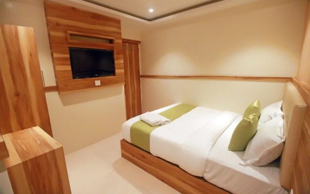 Hotel Al Madina Palace