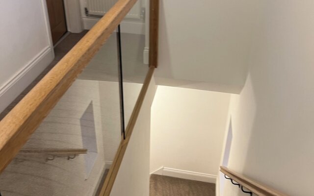 HU1 Hull City Centre Modern Apartment H9