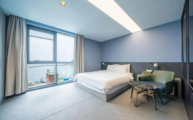 Louis Boutique Hotel