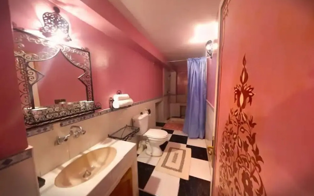 Riad Atika Mek