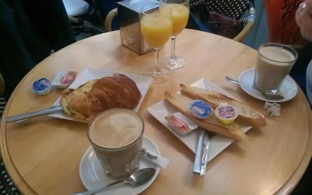 Hotel Almoradi
