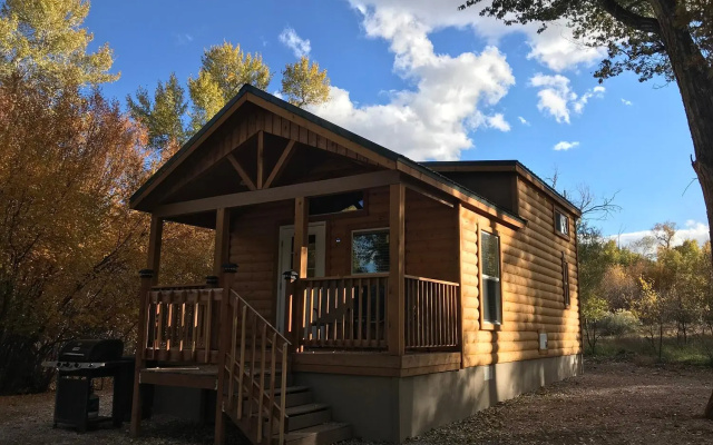 Pine Creek Cabins