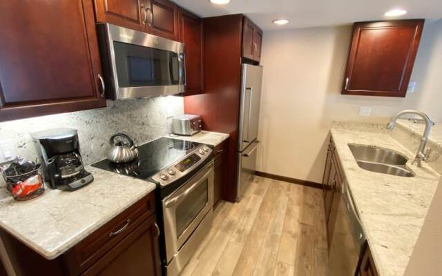 #108 Vail International