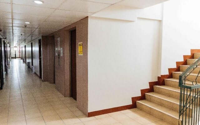Isabelle Royale Paranaque