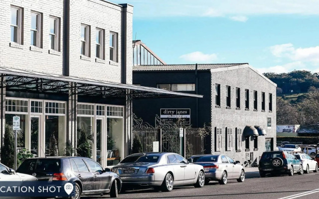 Que Sera - carefree stay near Gibraltar Resort