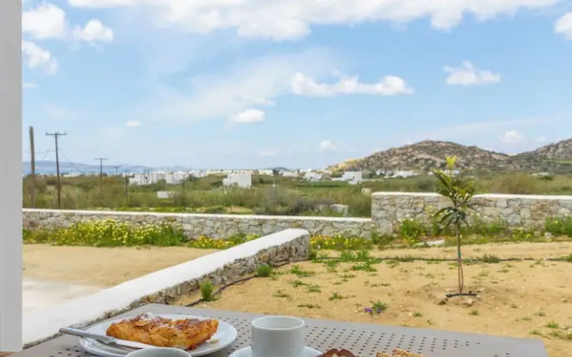 Cezaria Naxos Hotel