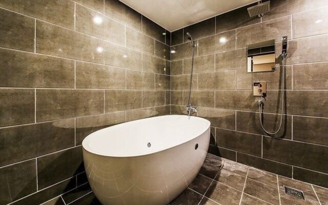Bonathree Hotel