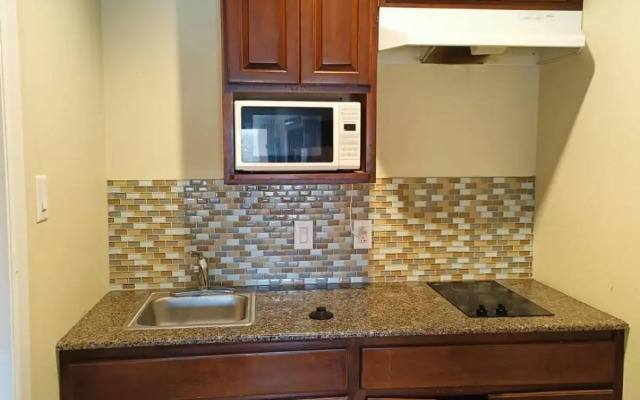 Westwood Inn Extended Stay by OYO Gonzales TX