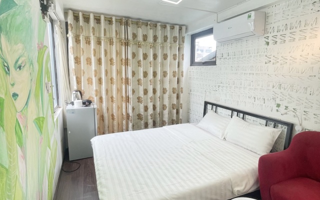 Red River Homestay – Guest Rooms – Hanoi