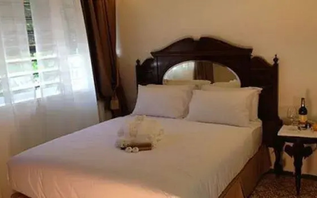 Seahome Boutique Hotel