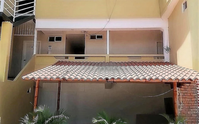 San Roque Hostal