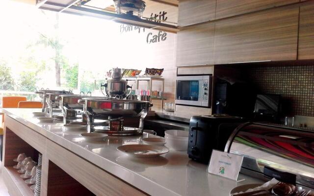 Royal City Hotel