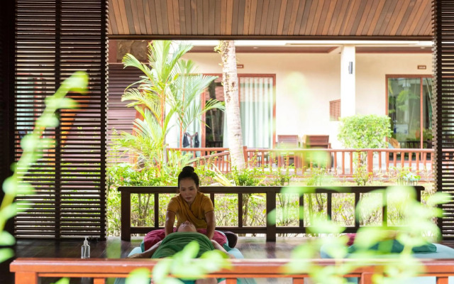 Khaolak Bay Front Resort