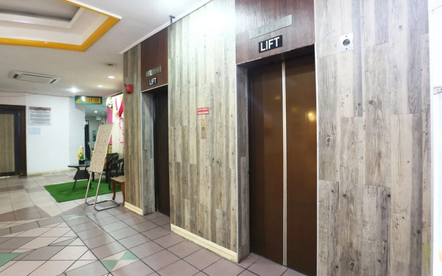 OYO 89489 Al Ansar Hotel