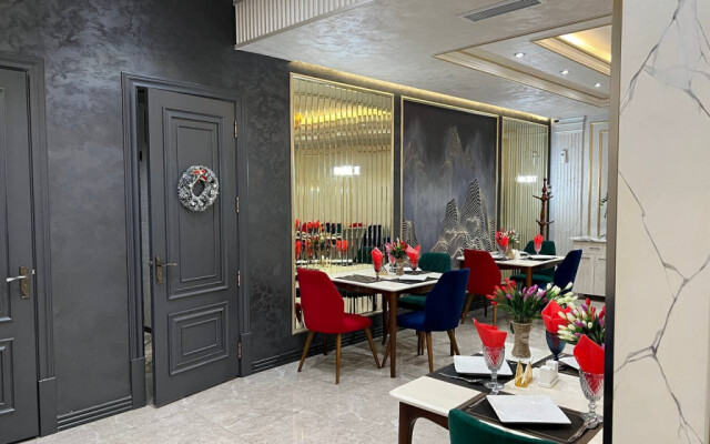 Ziyo Fayz Hotel