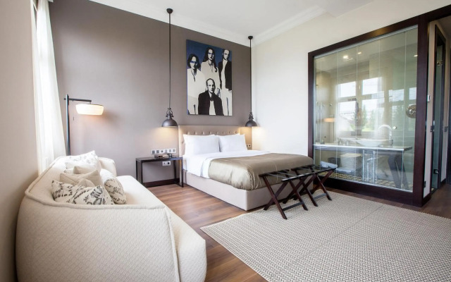 Quentin XL Potsdamer Platz Hotel