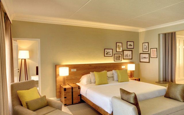 OUTRIGGER Mauritius Beach Resort