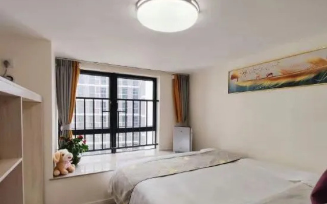 Jiaqi Serviced Apartment (Xingduhui Shunde People's Hospital Subway Station)