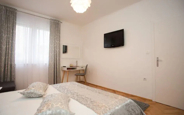 Apartment Split