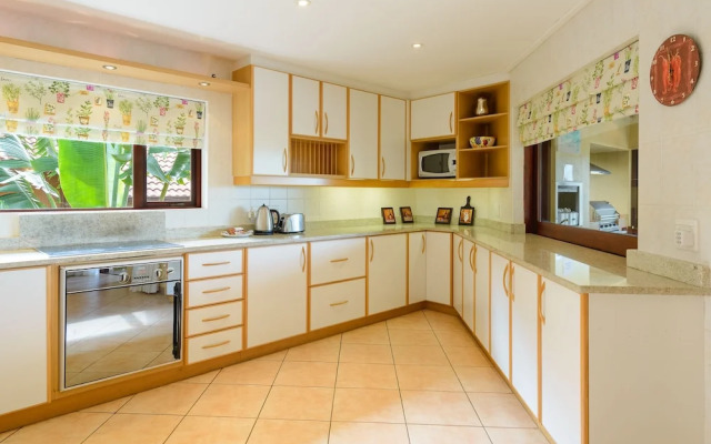 San Lameer Villa Rentals Three Bedroom Luxury 13908