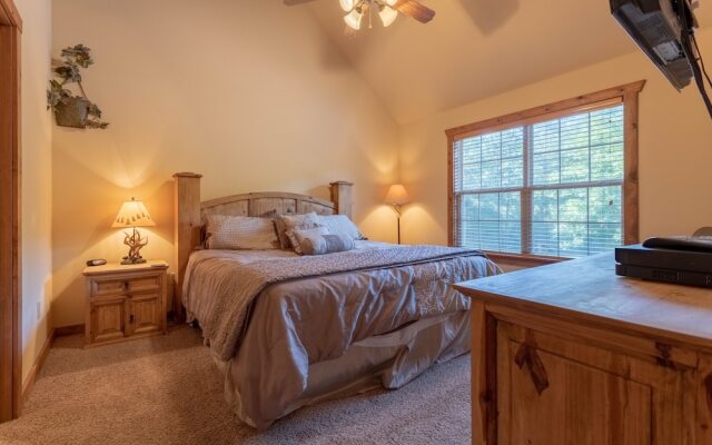 Dragan's Den by RedAwning