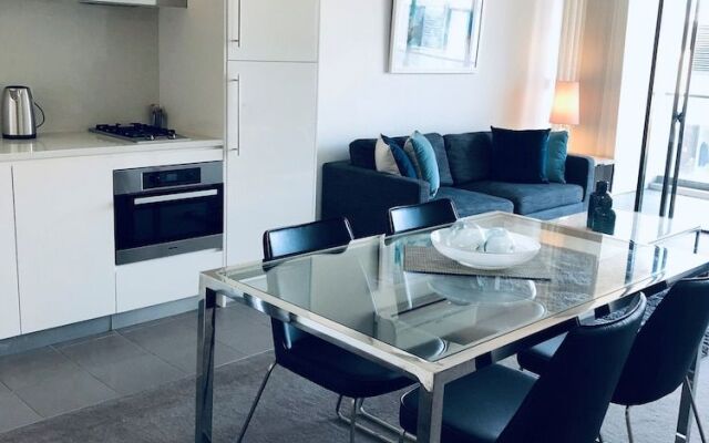 Wyndel Apartments - The Mint