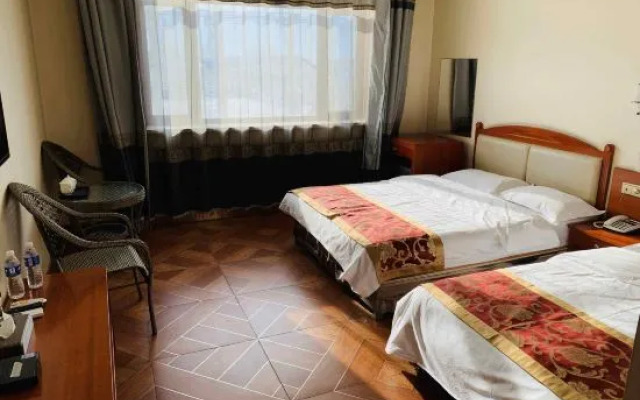 Guanxia Business Hotel