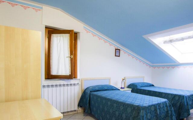 Apartment in Ascea With Garden