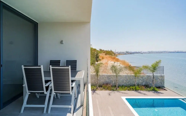 Portimão Ocean Breeze by Homing