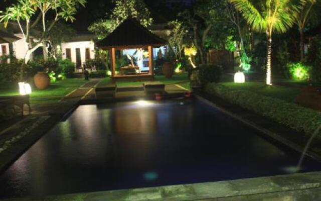 WIRA Homestay & Spa