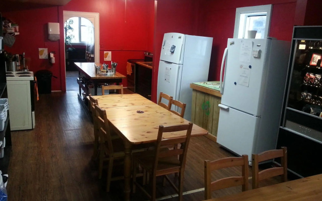 Hostelling International Niagara Falls