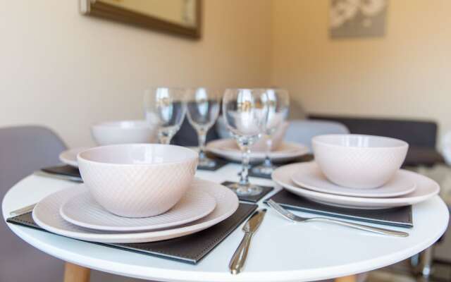 Velvet 2-Bed Apartment Stewart Place - Ware