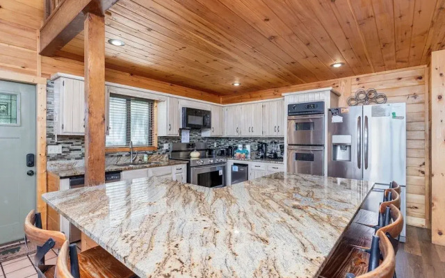 Smoky Mountain High 8 Bedroom Chalet by RedAwning
