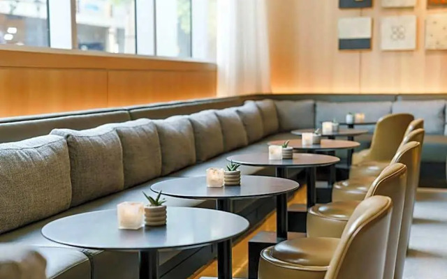 AC Hotel Bethesda Downtown