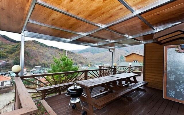 Jirisan Shiri Pension