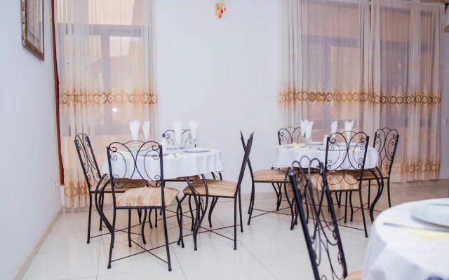 Mountain's View Hotel