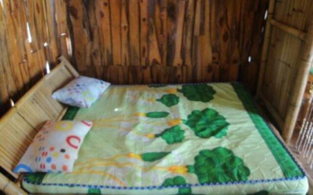 OCD Beach Cafe & Hostel