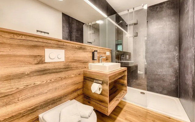 Brandnerhus Nr 22 - Balkon 4-zimmer Ferienwohnung