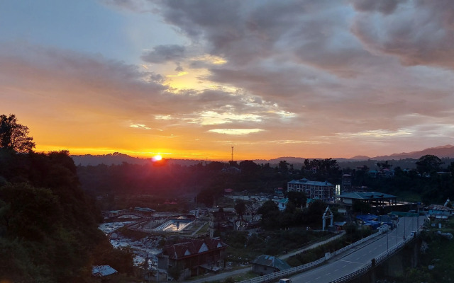 Hotel Chand Himalayan Brothers