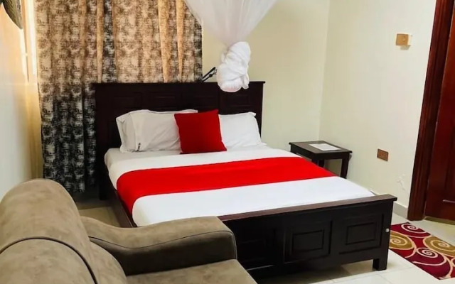 J&L Safari Suites