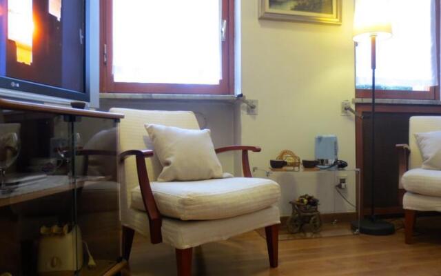 Temporary House Milan Navigli Studios