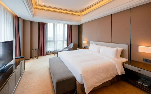 Отель Grand Skylight Shanghai Songjiang