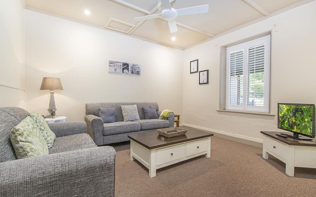 Stoneleigh Cottage Bed and Breakfast – Guest Rooms – Angaston