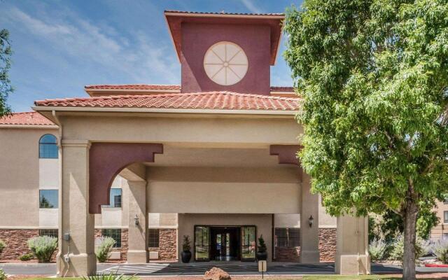 Quality Inn & Suites Albuquerque West