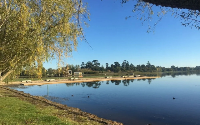 Lake Wendouree Luxury Apartments on Webster