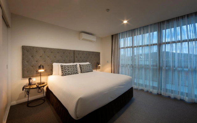 Avenue Hotel Canberra