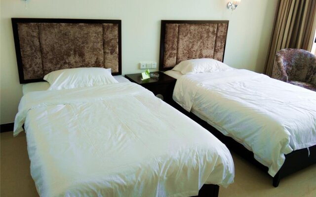 Guilin Yangshuo Jingying Huanle Village Holiday Inn