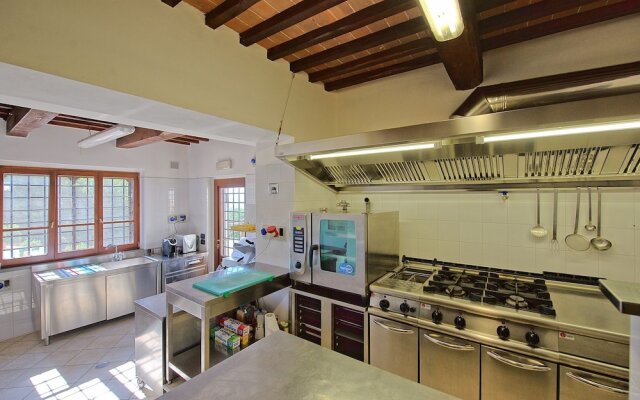 Inviting 15 Guests Villa