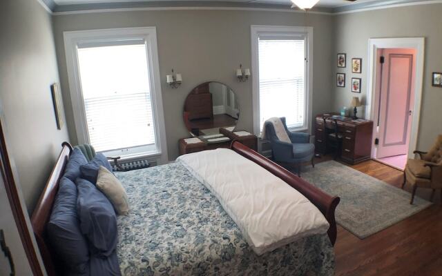 The Parsonage Inn LLC