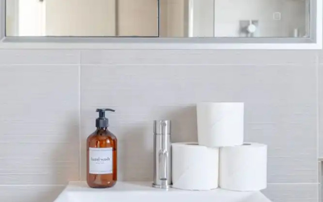 Sleek Scandi-inspired 2BD Flat, Fulham